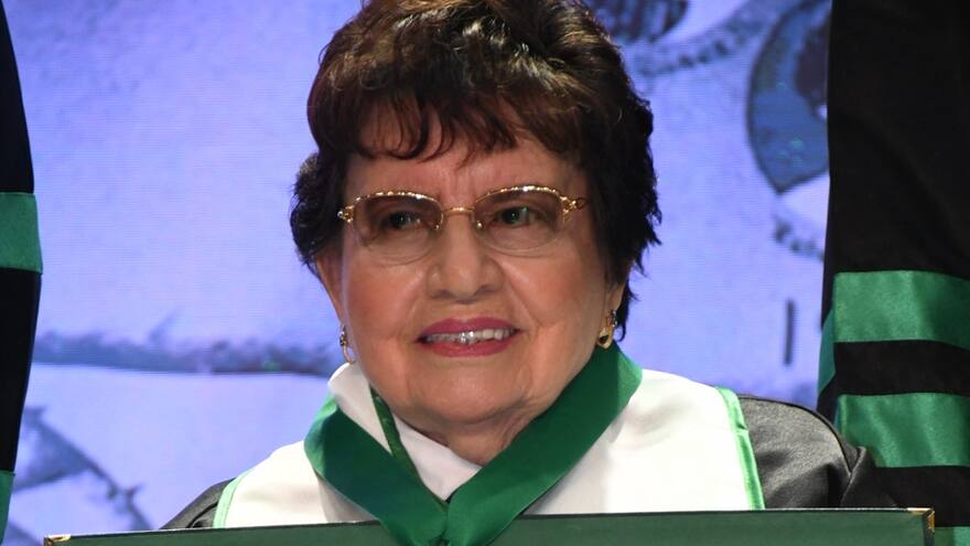 Doña Ana Bolívar de Consuegra: una mujer consagrada a la educación y la cultura