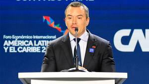 Ecuador agiliza licencias de importación con China ante guerra comercial con Colombia