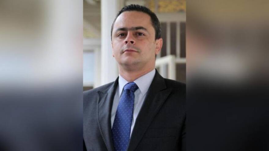 Muere hombre en intento de robo a excomisionado Juan Camilo Restrepo