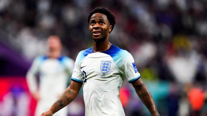Mundial de Qatar: Raheem Sterling abandona la selección de Inglaterra, luego de que robaran su casa