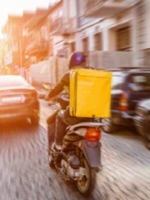 Los domiciliarios| columna de Álvaro De la Espriella Arango