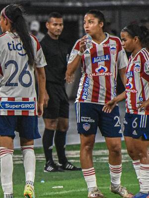 La profe Yinaris García: liderazgo femenino de Barranquilla para el mundo | Columna de Fabrina Acosta