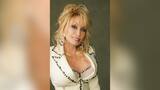 Dolly Parton no recibirá su Óscar honorífico en persona por motivos de salud