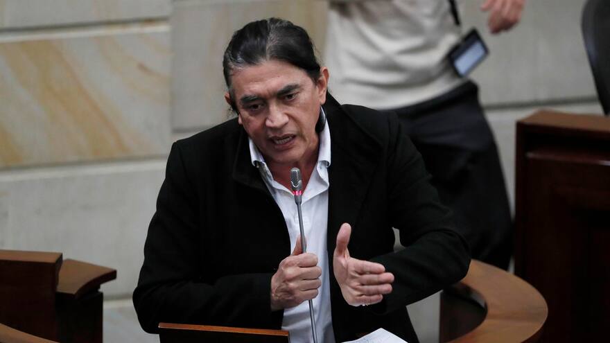 Extender el periodo presidencial no sería propuesta del gobierno, afirma Gustavo Bolívar