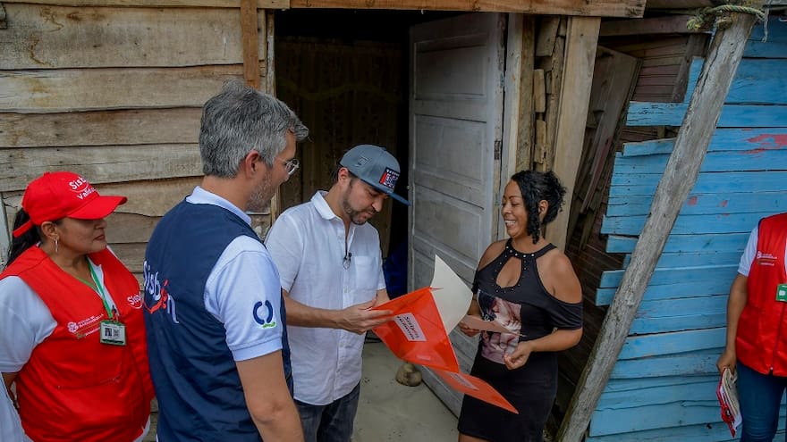 Distrito entrega las primeras cinco validaciones del Sisbén en Las Américas