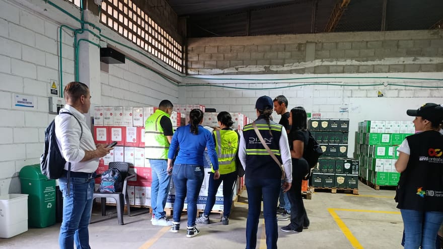 Incautaron licor sin estampillas en bodega mayorista de Valledupar