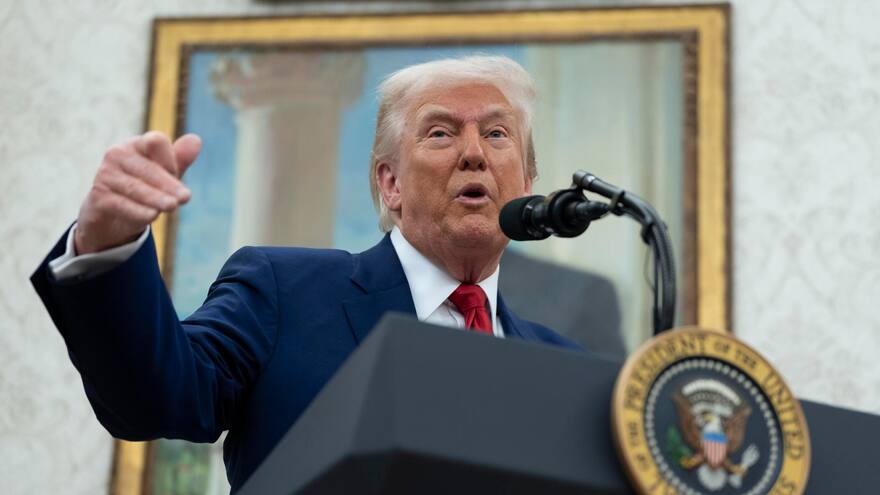 Entran en vigor los aranceles adicionales de EE.UU. a la India por su compra de crudo ruso