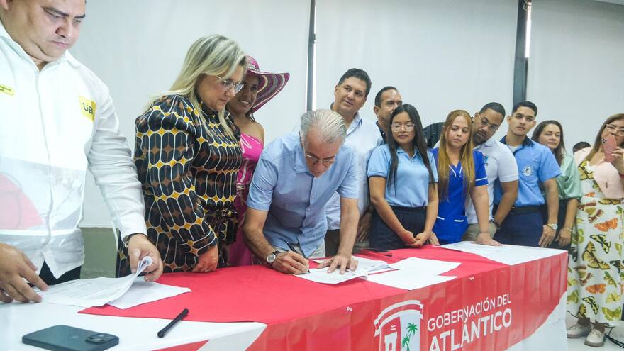 Gobernación firma acuerdo con las Escuelas Normales para garantizar educación universitaria