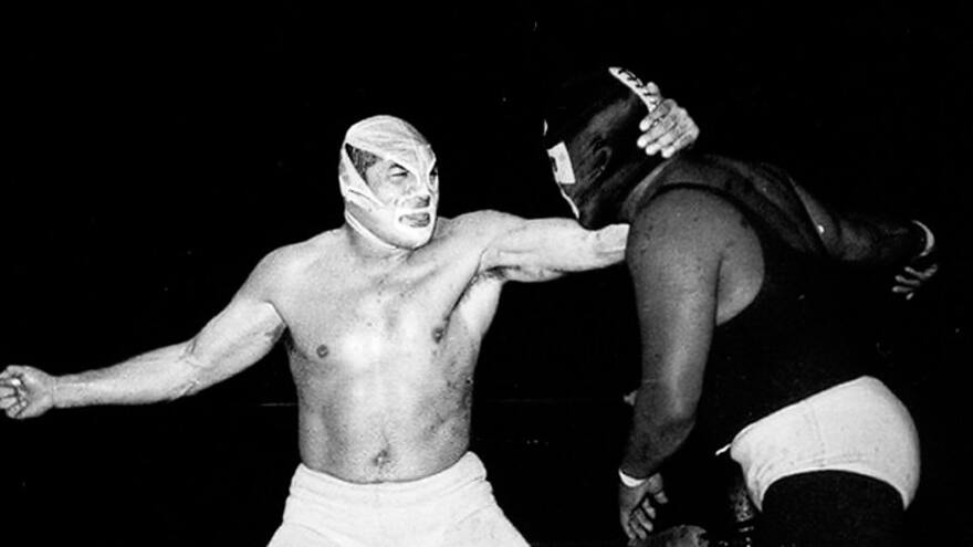 Santo, ‘El enmascarado de plata', cumple un siglo de vida