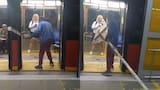 Video: hombre intentó subir una señal de tránsito a un bus de TransMilenio