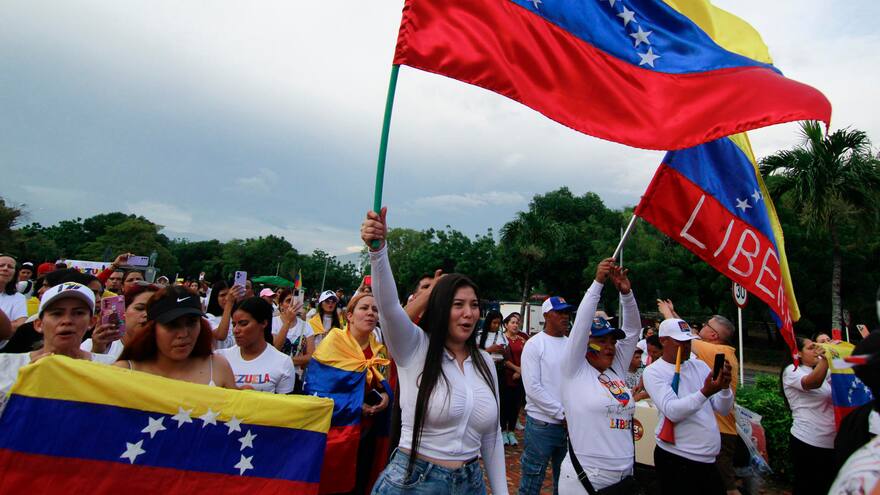 Suben a 24 los muertos en Venezuela por protestas contra resultado electoral