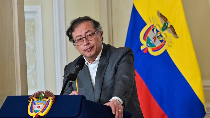 Gustavo Petro responde a polémica por artículo sobre 'expropiación exprés'