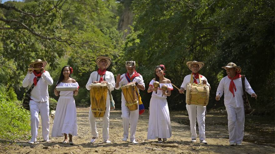 La dinastía que mantiene viva la cumbia de Chorrera