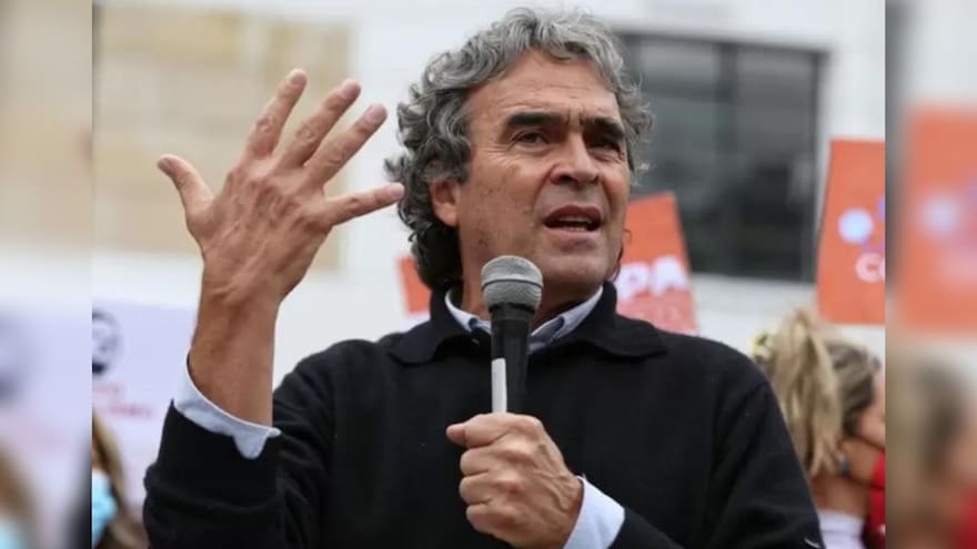 'Estamos ante un ‘sancocho’ de simbolismos': Fajardo sobre Gobierno Petro