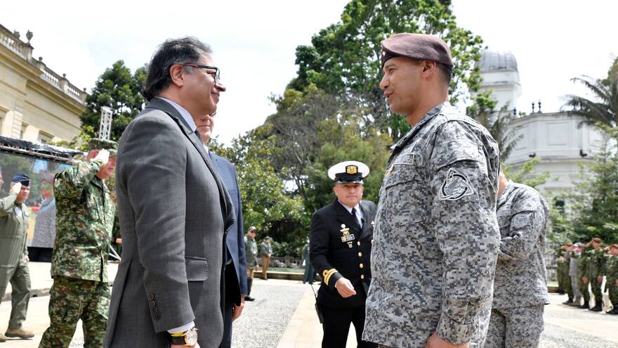 FF. MM. dicen que general Sánchez asumirá el  Mindefensa como civil y la cúpula militar no se irá