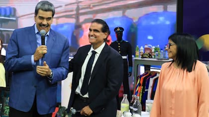 Maduro afirma que a Trump que le “iría mejor con el mundo” si atendiera los temas de Estados Unidos