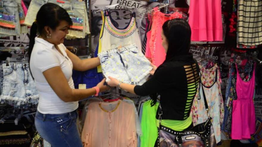 Día de la madre debe celebrarse todo el mes de mayo