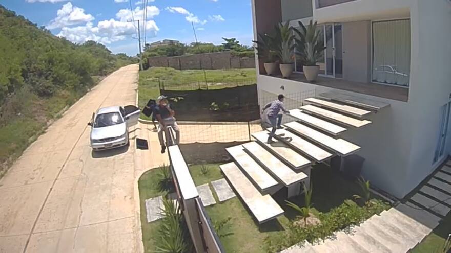 Video del momento en que roban una cabaña en Santa Verónica, Juan de Acosta