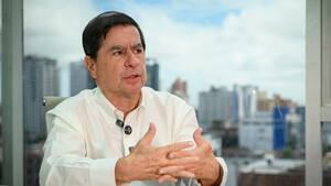 Juan Fernando Cristo se baja de su candidatura presidencial para “darle mayor claridad al debate”