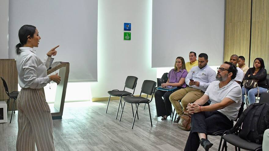 Proponen nuevas estrategias para inclusión productiva de migrantes