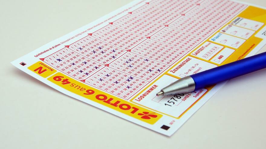 ¿Quiere ganar la lotería? Este es el consejo de un experto de Harvard