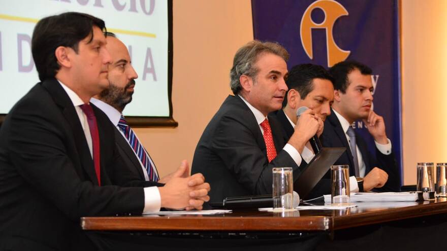 Cargos a cúpula de FCF por reventa de boletas