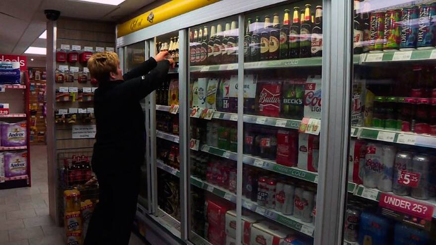 Escocia, primera nación en fijar un precio mínimo al alcohol