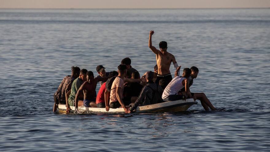 Menores cruzaron a Ceuta engañados para ver a Messi y Cristiano Ronaldo