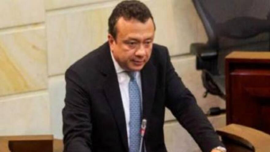 Exsenador Eduardo Pulgar es citado a declarar contra Gustavo Petro