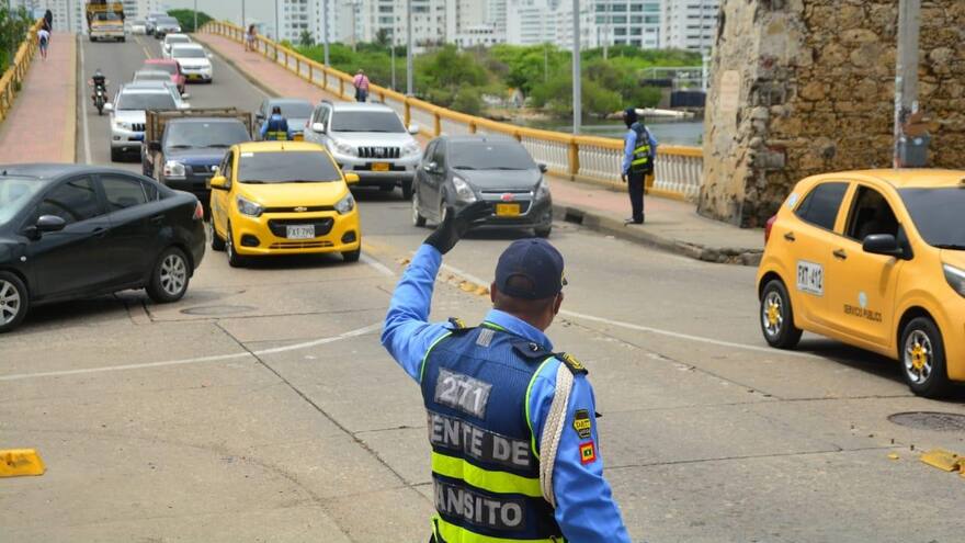 Por cierre del puente Las Palmas en Manga, DATT realiza desvíos