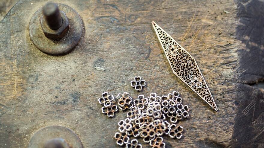 Filigrana, mujeres que cambian el arte de la paciencia