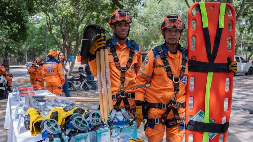Defensa Civil en el Cesar recibió dotación para emergencias forestales