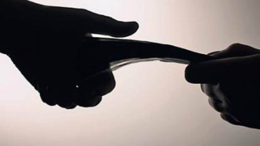 Buscan eliminar beneficios a los condenados por corrupción