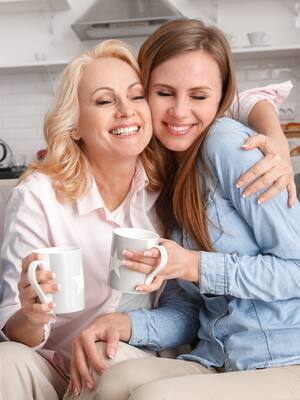 Suegras, madres y esposas: armonía en la familia