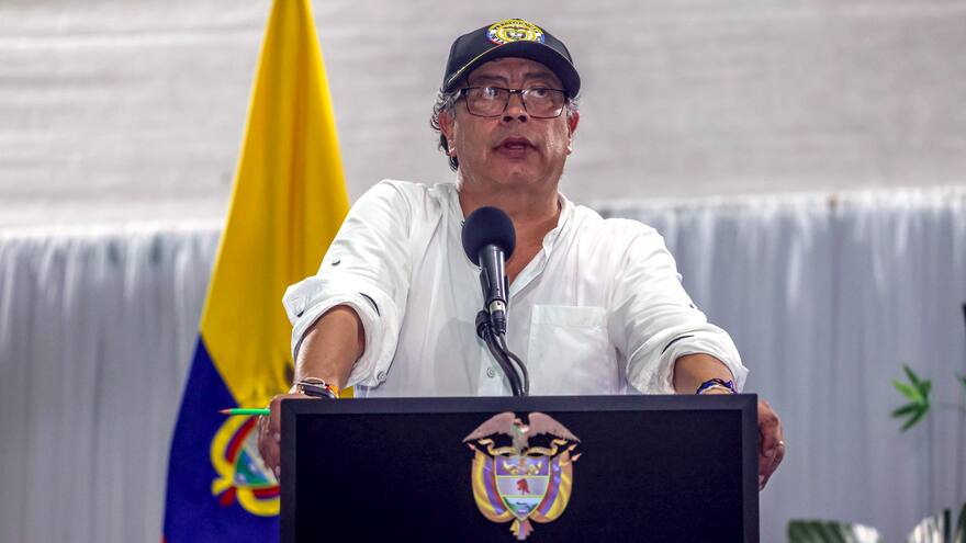 Presidente Petro habla nuevamente sobre la suspensión del canciller Álvaro Leyva: 'Lo suspenden porque fue capaz de frenar un cartel de la contratación'