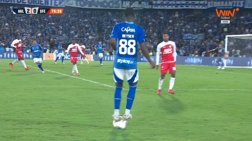 Arnulfo Valentierra apoya ‘la Chaverrinha’: “Le quieren quitar la esencia al fútbol, por eso hay tanto paquete”