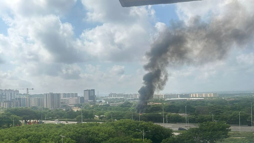 Quema de basura genera alarma en lote de la Circunvalar con Carrera 46