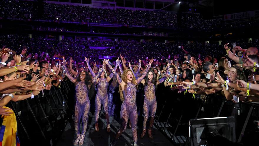 Shakira cumple el “sueño” de cantar ante familia, amigos y unos 65.000 fans en su Miami