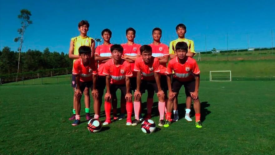 Chinos viajaron 18.000 km para aprender “jogo bonito”