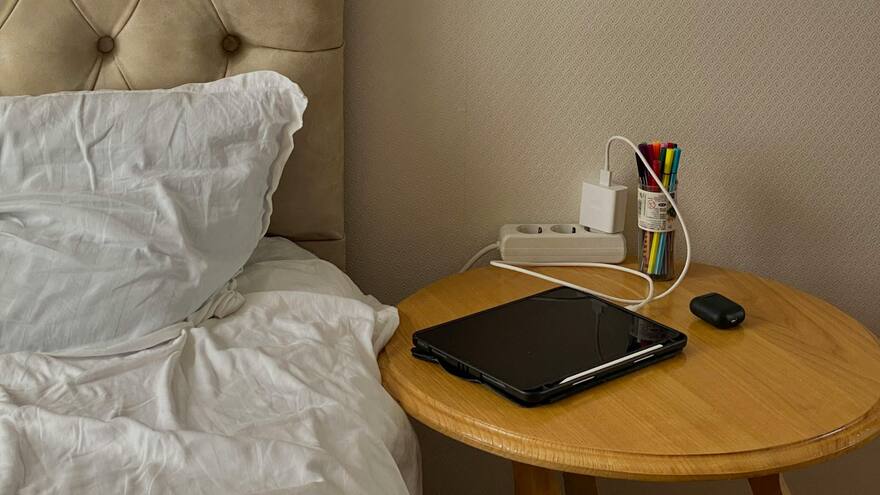 ¿Qué es el ‘juice jacking’? Alertan por nueva modalidad de estafa cuando cargas el celular en sitios públicos