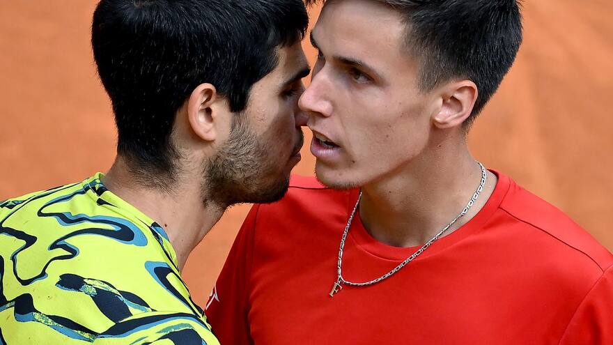 Fabian Marozsan dio el golpe y fulminó a Carlos Alcaraz en Roma
