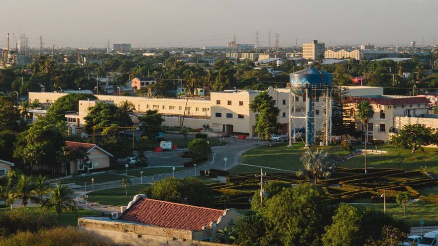 Triple A se adhiere a acuerdo nacional para transformación del sector agua