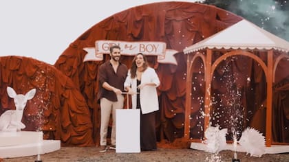 Sara Corrales y su esposo revelaron el sexo de su bebé: “Compartimos uno de los momentos más mágicos de nuestra historia”