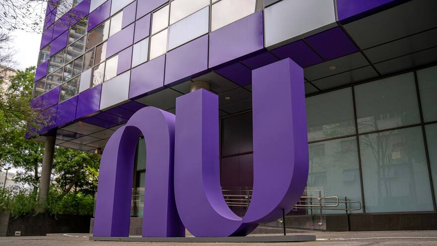 Nubank fortalece operación en Colombia con crédito por USD650 millones