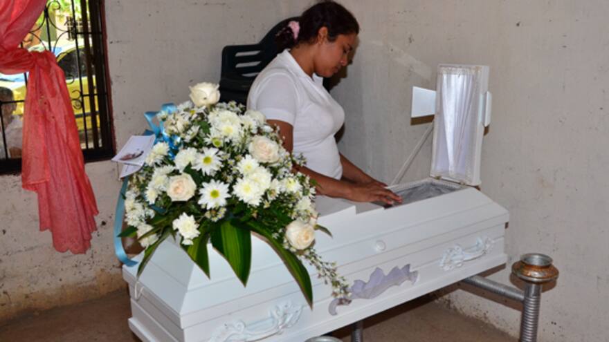 Investigan posible negligencia médica en muerte de menor por dengue