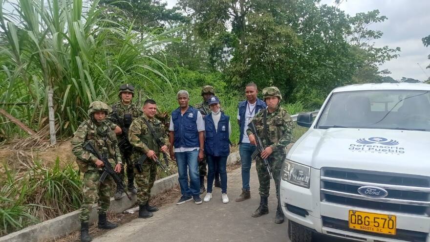 Liberan a militares que comunidad de zona rural de Tumaco tenía retenidos