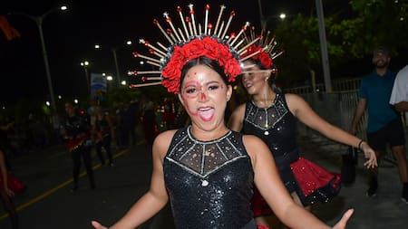 Barranquilla vivió un derroche de alegría y brillo en el Gran Malecón con el desfile de Cantores Killeros