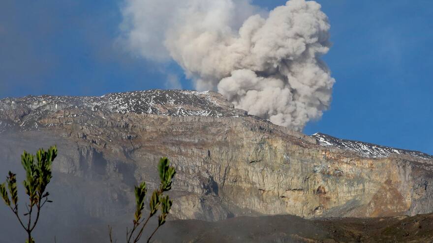 Nevado del Ruíz: aumenta actividad sísmica del volcán