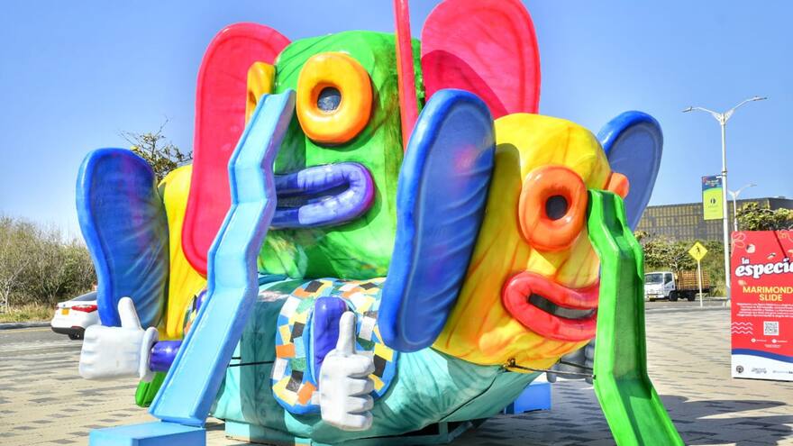 La magia del Carnaval llegó al Malecón del Río con las macrofiguras