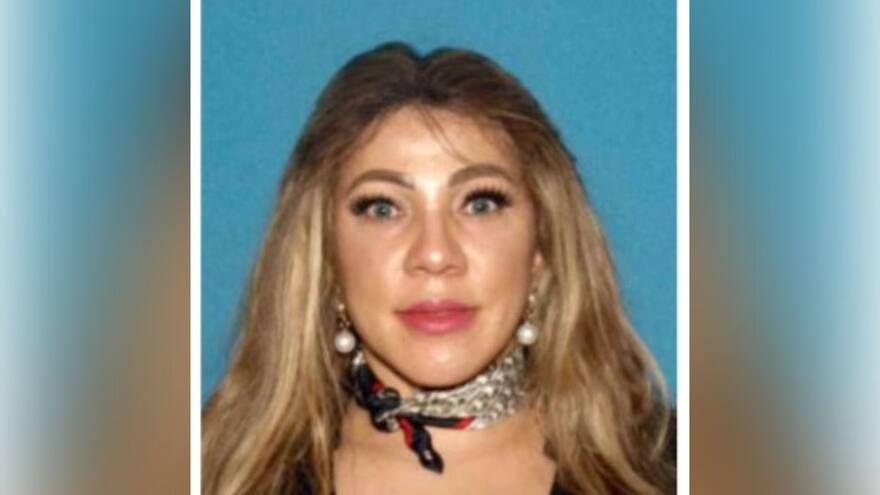 Hallan a hispana asesinada en un hotel en Florida